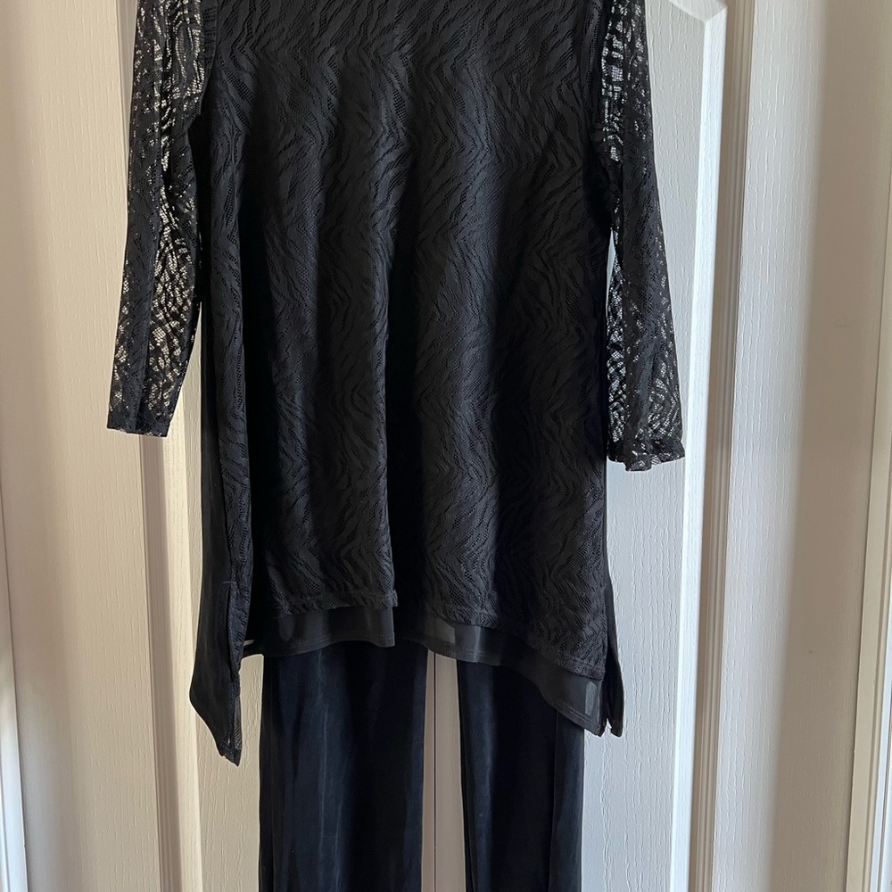 Chico's Black Travelers Collection Top